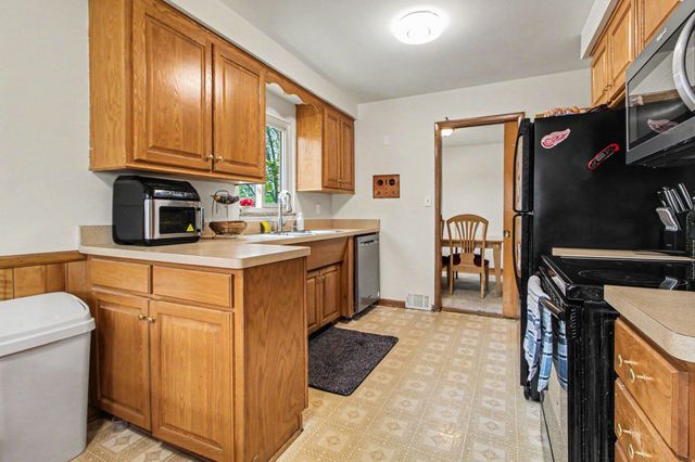 1271 Jeffery Street, Ypsilanti Twp, MI 48198