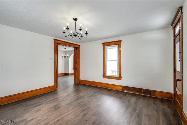 3895 Swallen Avenue, Louisville, OH 44641