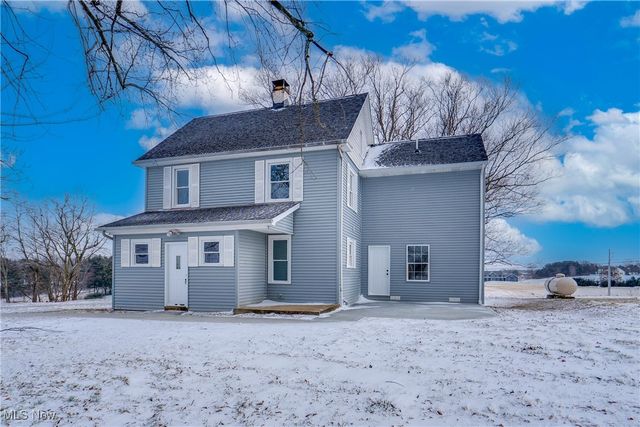 3895 Swallen Avenue, Louisville, OH 44641