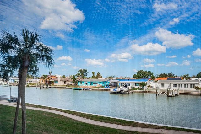 4725 COVE CIRCLE 210, St Petersburg, FL 33708