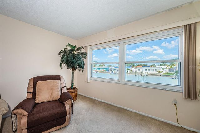 4725 COVE CIRCLE 210, St Petersburg, FL 33708