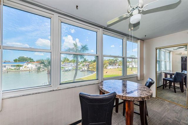 4725 COVE CIRCLE 210, St Petersburg, FL 33708