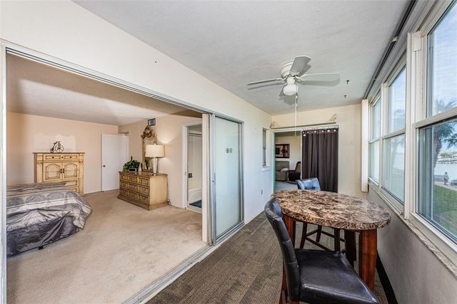 4725 COVE CIRCLE 210, St Petersburg, FL 33708