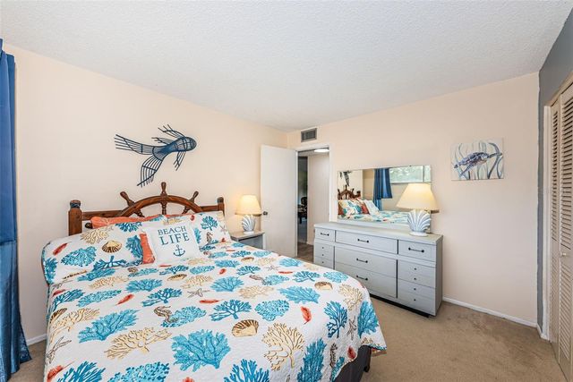 4725 COVE CIRCLE 210, St Petersburg, FL 33708