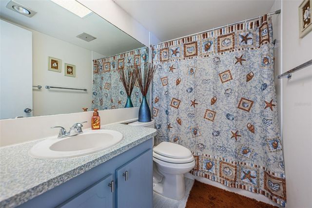 4725 COVE CIRCLE 210, St Petersburg, FL 33708