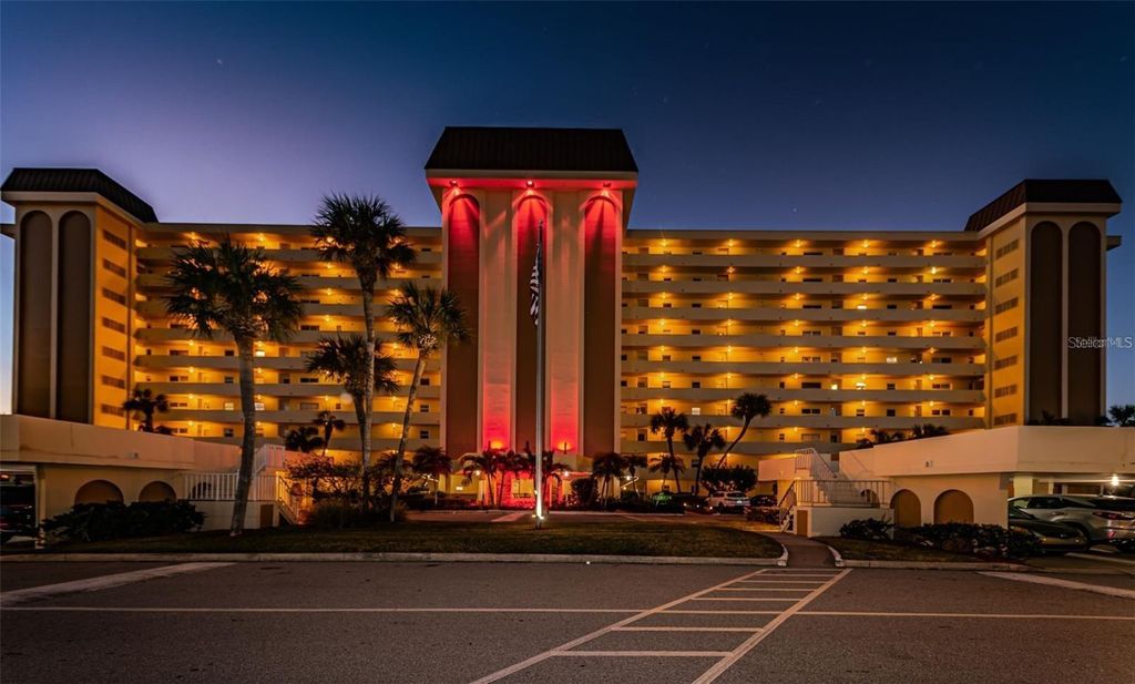 4725 COVE CIRCLE 210, St Petersburg, FL 33708