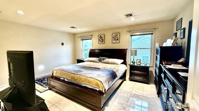 36 Fiume Street, Iselin, NJ 08830