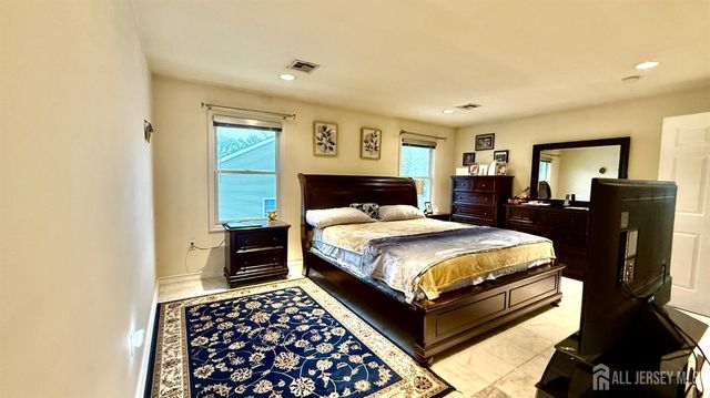 36 Fiume Street, Iselin, NJ 08830