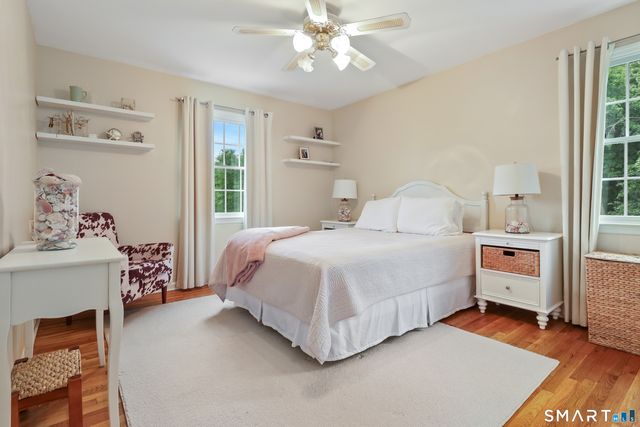 19 Tamarack Place, Greenwich, CT 06831