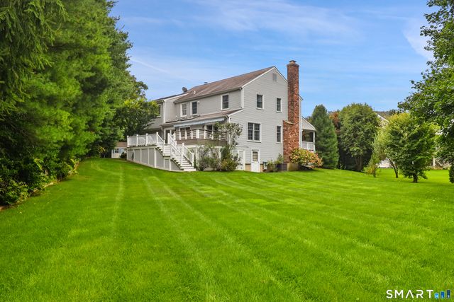 19 Tamarack Place, Greenwich, CT 06831