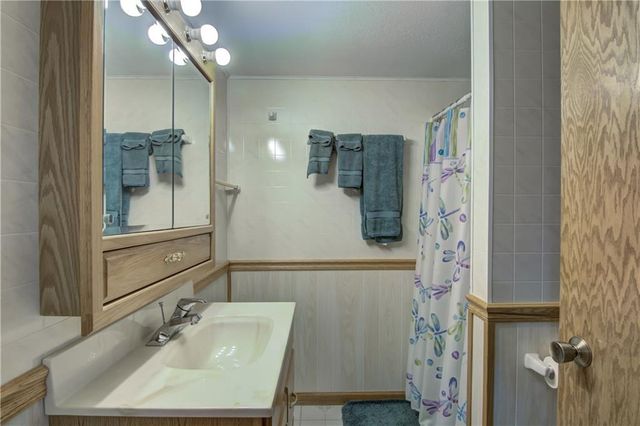 3163 Craig Road, Eau Claire, WI 54701