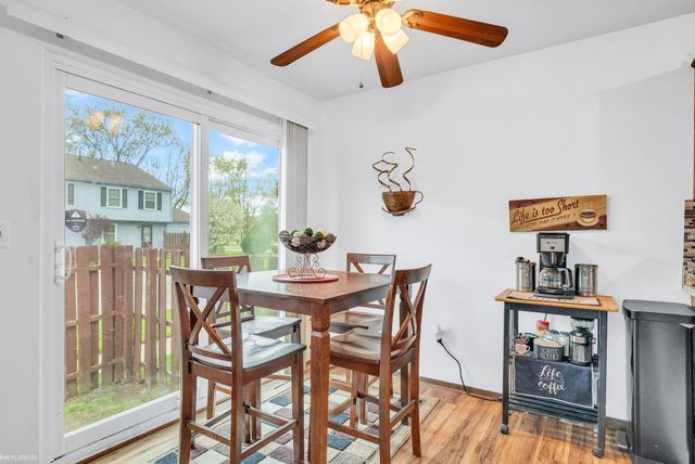 33561 Bayview Drive, Chesterfield Twp, MI 48047