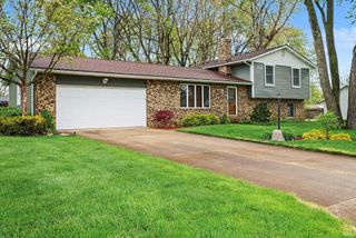 24537 Green Valley Parkway, Elkhart, IN 46517