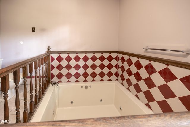 1210 E Cumberland Street, Dunn, NC 28334