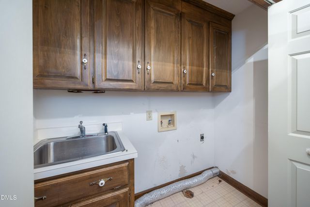1210 E Cumberland Street, Dunn, NC 28334