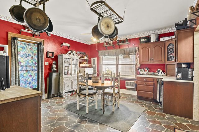 219 Main Street, N Middletown, KY 40357