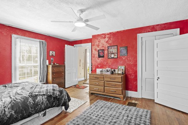 219 Main Street, N Middletown, KY 40357