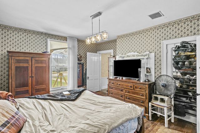 219 Main Street, N Middletown, KY 40357