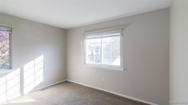 32296 W 12 Mile Road, Farmington Hills, MI 48334