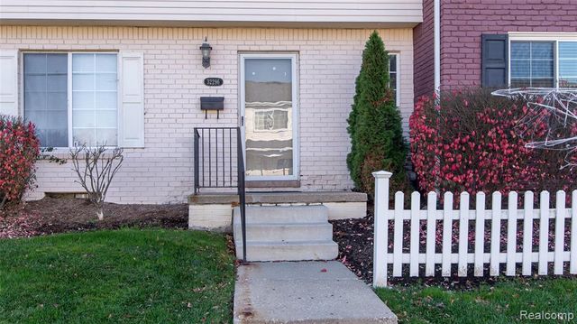 32296 W 12 Mile Road, Farmington Hills, MI 48334