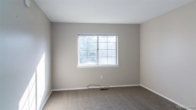 32296 W 12 Mile Road, Farmington Hills, MI 48334