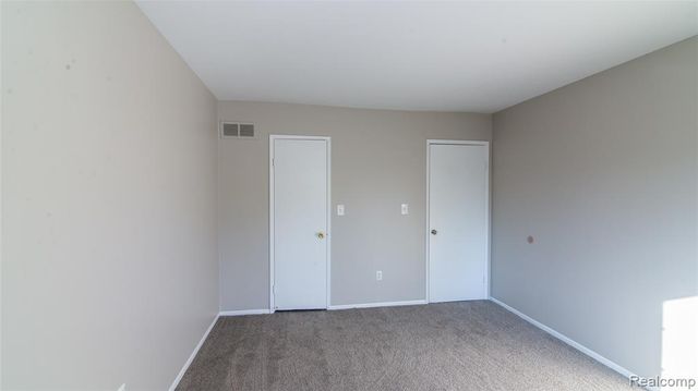 32296 W 12 Mile Road, Farmington Hills, MI 48334