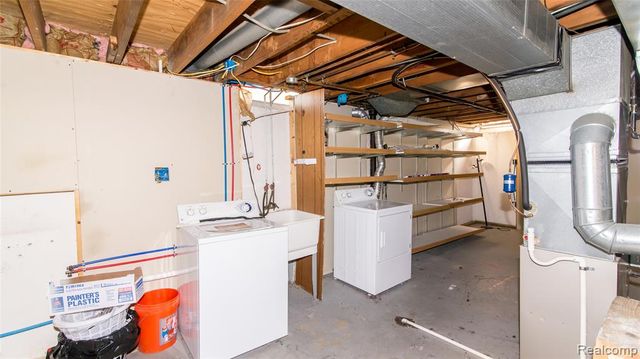 32296 W 12 Mile Road, Farmington Hills, MI 48334