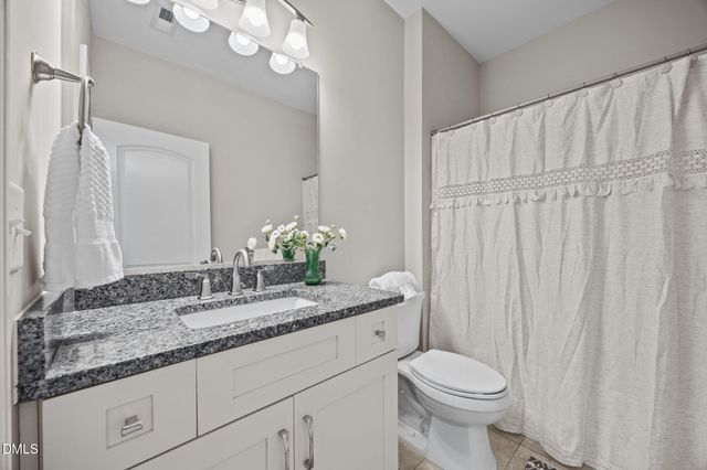 2084 Lake Point Drive, Graham, NC 27253