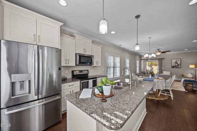 2084 Lake Point Drive, Graham, NC 27253