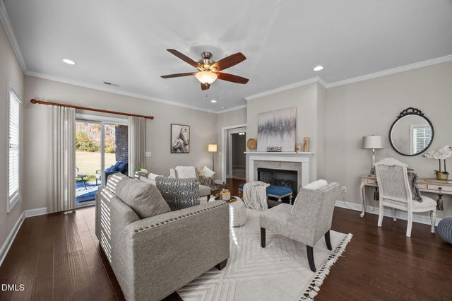 2084 Lake Point Drive, Graham, NC 27253