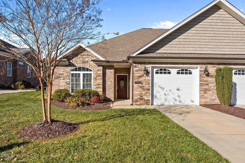 2084 Lake Point Drive, Graham, NC 27253