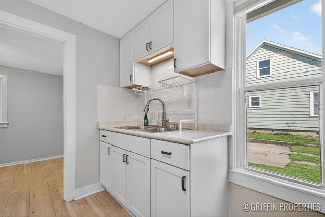 679 Garfield Avenue, Grand Rapids, MI 49504