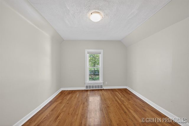 679 Garfield Avenue, Grand Rapids, MI 49504