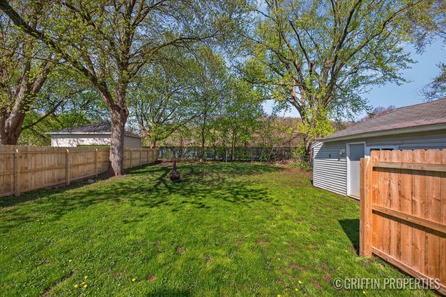 679 Garfield Avenue, Grand Rapids, MI 49504