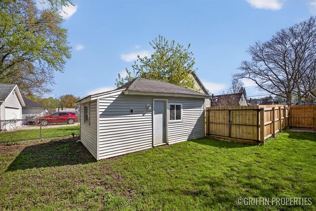 679 Garfield Avenue, Grand Rapids, MI 49504