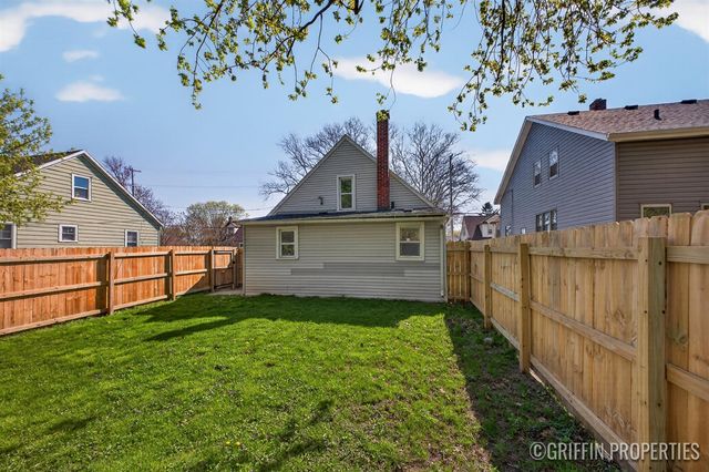679 Garfield Avenue, Grand Rapids, MI 49504
