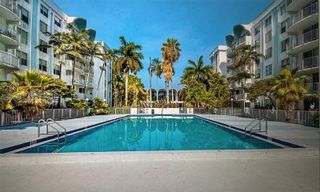 496 NW 165th St Rd D-614, Miami, FL 33169