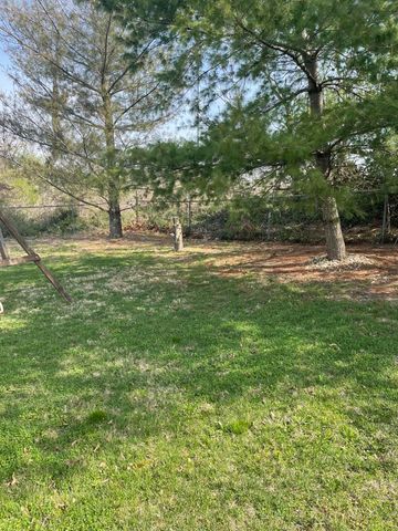 124 Logan Court, Berea, KY 40403