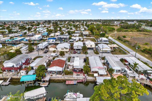 6834 Heron Lane, Hudson, FL 34667