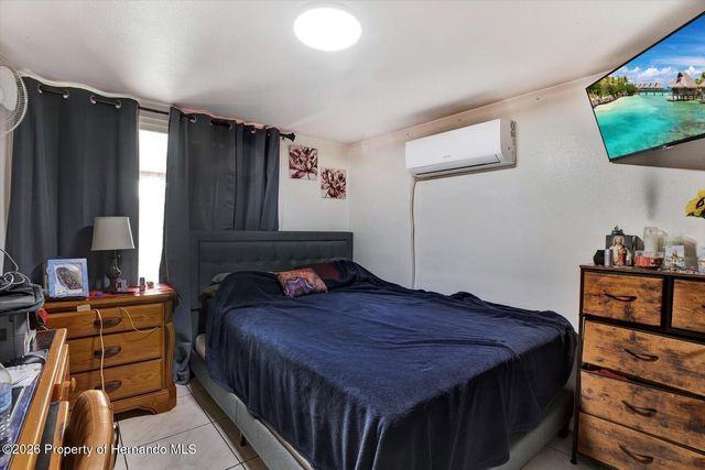 6834 Heron Lane, Hudson, FL 34667