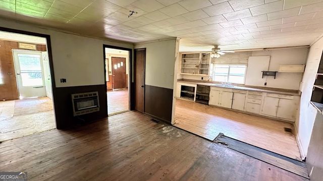 1565 County Road 61, Roanoke, AL 36274