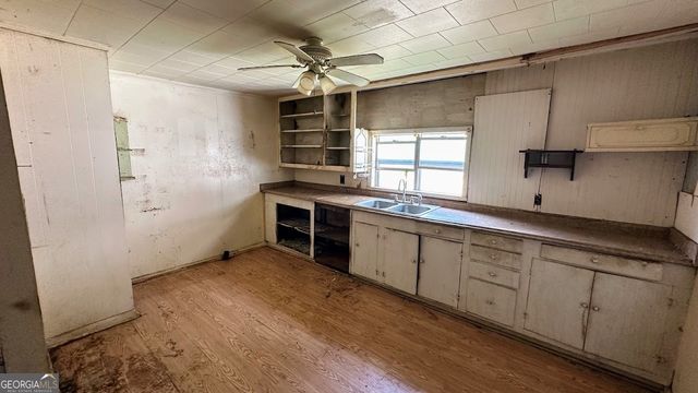 1565 County Road 61, Roanoke, AL 36274