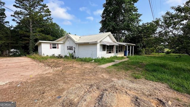 1565 County Road 61, Roanoke, AL 36274