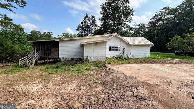 1565 County Road 61, Roanoke, AL 36274