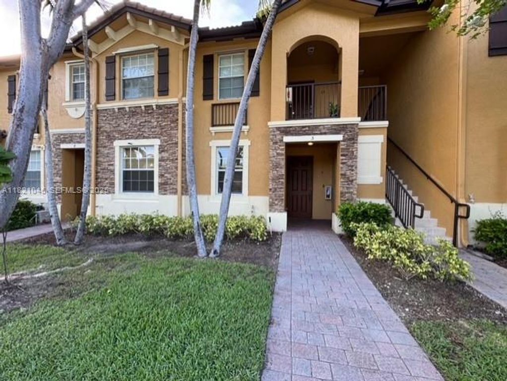 9267 SW 227th Street 58, Cutler Bay, FL 33190