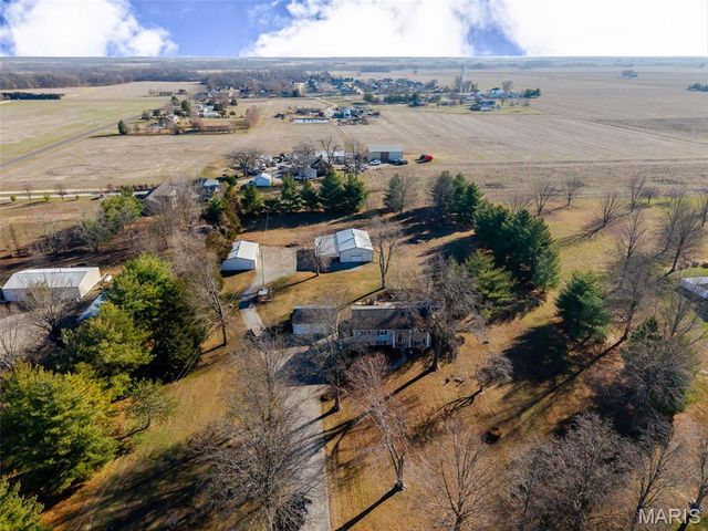 4628 Knab Road, Smithton, IL 62285