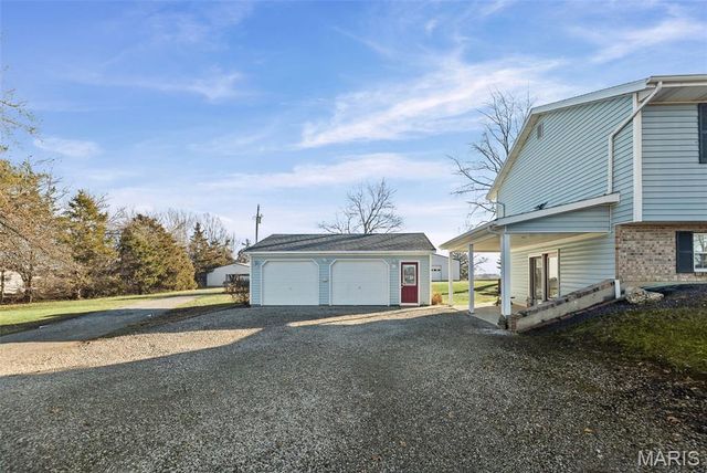 4628 Knab Road, Smithton, IL 62285