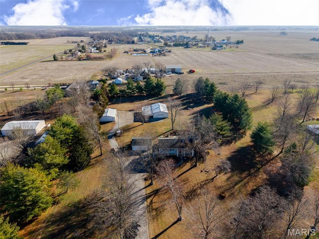 4628 Knab Road, Smithton, IL 62285