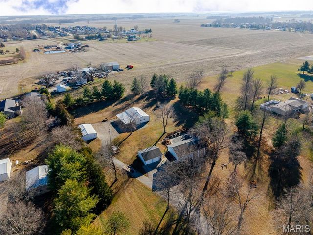 4628 Knab Road, Smithton, IL 62285
