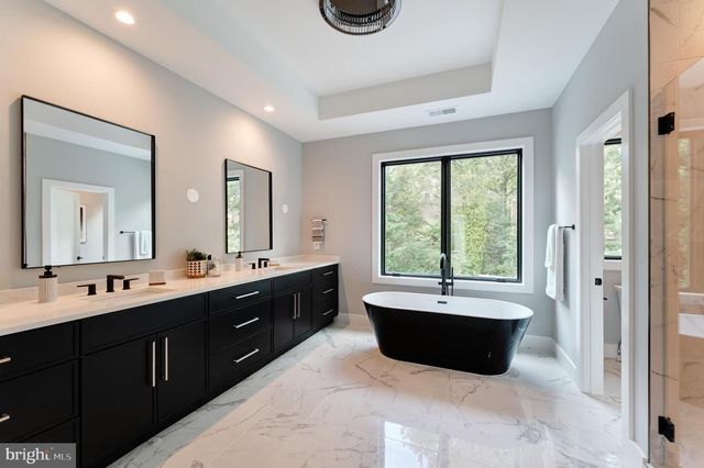 6908 SOUTHRIDGE DR, Mclean, VA 22101